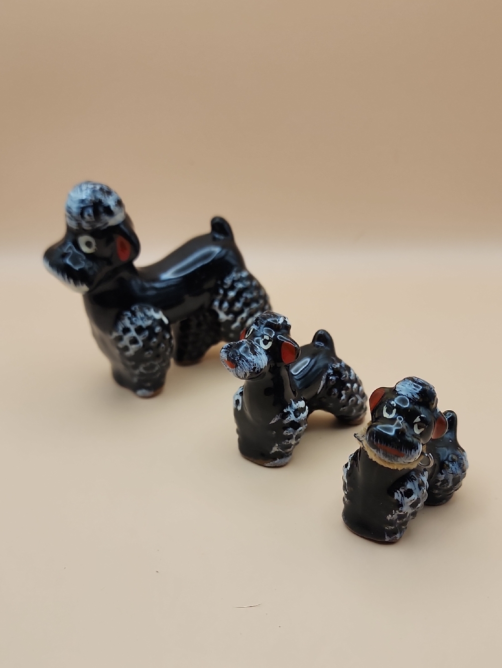 Vintage Poodle Dog And Two Pups Glossy Black White Red  Set Of 3